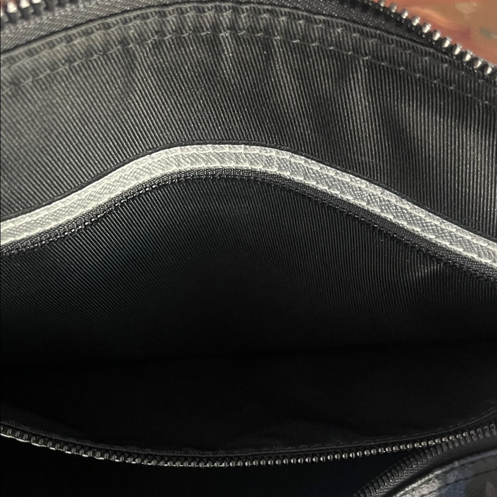 Louis Vuitton Yayoi Kusama 55 Keepall Monogram Black and Silver Duffel Bag - Picture 8 of 14